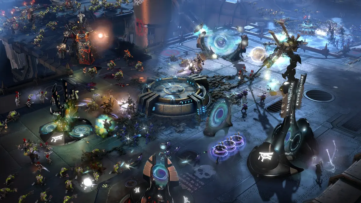 حول Warhammer 40,000: Dawn of War III
